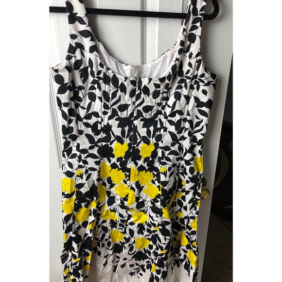 Nine West Casual Dress wedding Dress Flowers - Picture 3 of 6